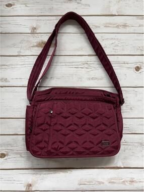 Lug Quilted Shoulder Bag in Burgundy